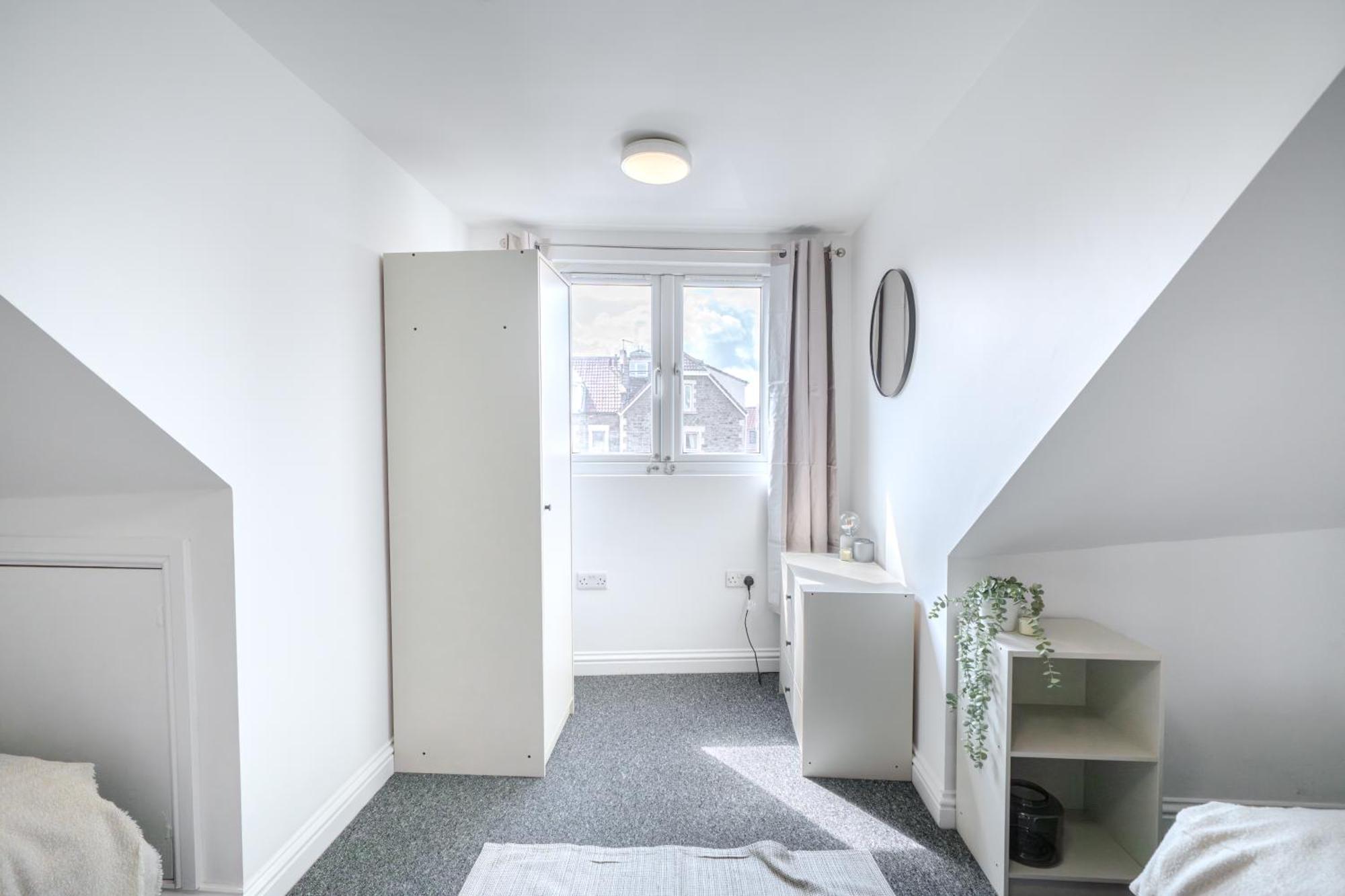 351b Fishponds Road * Bristol