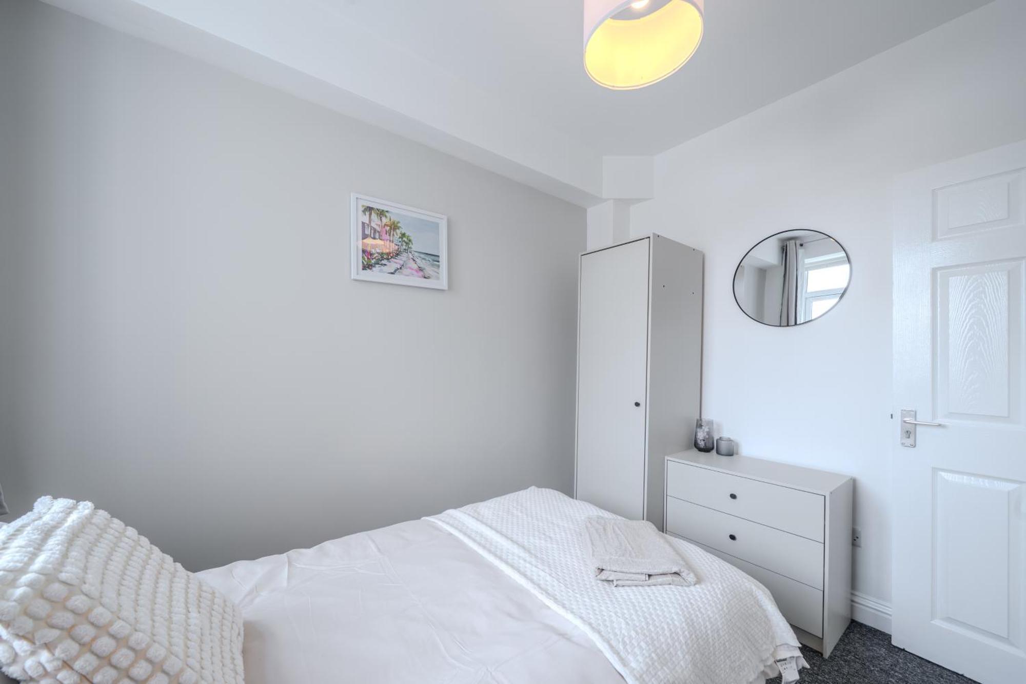 351b Fishponds Road